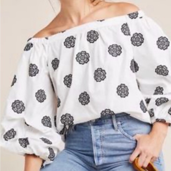 Anthropologie Maeve Cornelia Embroidered Top Small 100% cotton - Picture 1 of 11